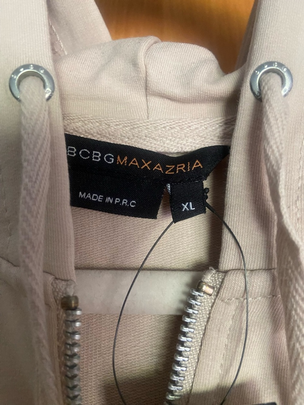 ✌️BCBGMaxAzria Beige Zip-Up Hoodie/Pants with Silver Logos/Hardware - Picture 4 of 15